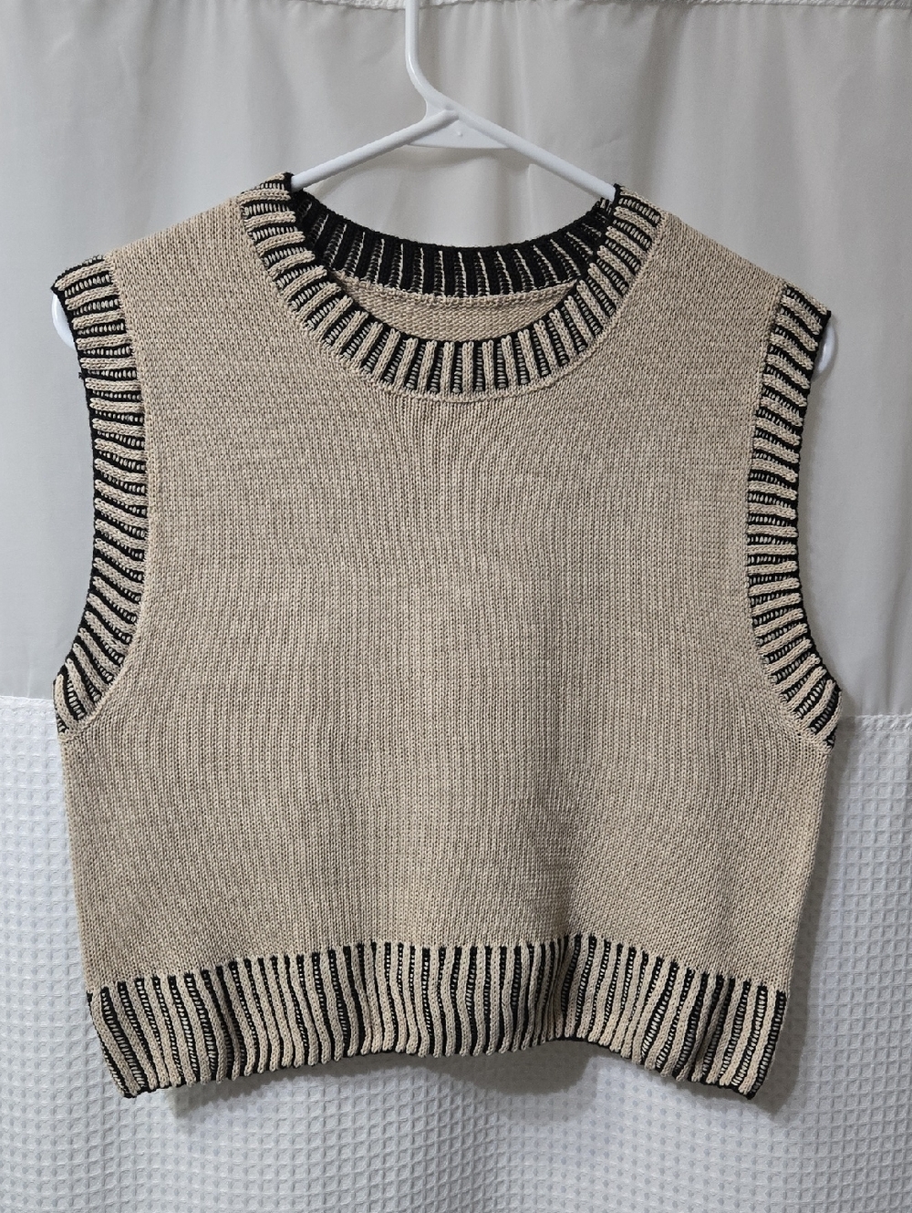 SHEIN Beige and Black Knit Tank Top